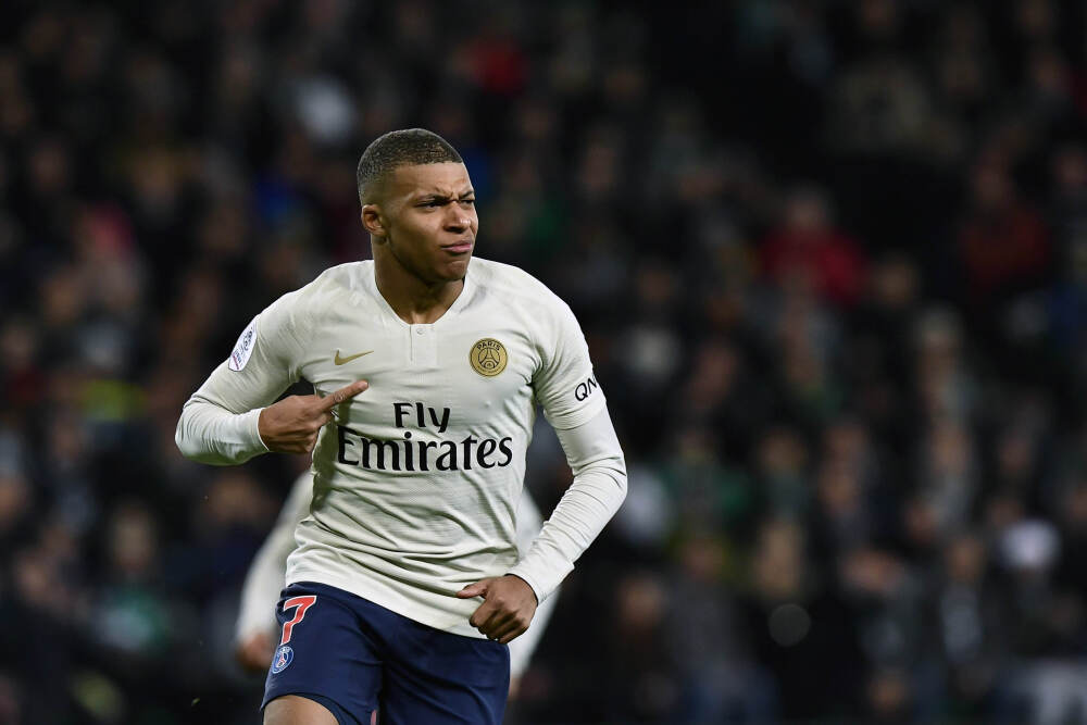 雷迪克：曾告诉哈登需要开发后撤步变得更强 然后他就开发了